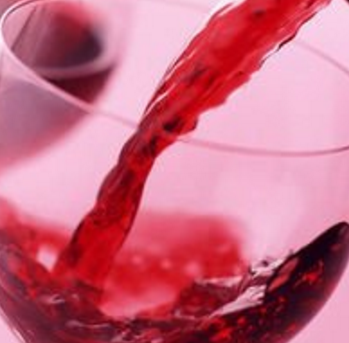 康定红葡萄酒加盟图片