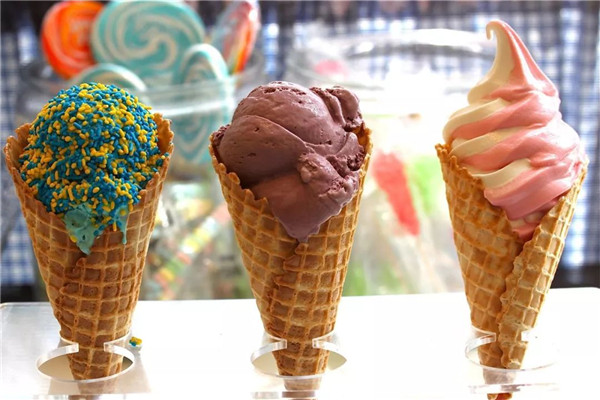 蛋仔冰激凌是大众熟悉的餐饮品牌