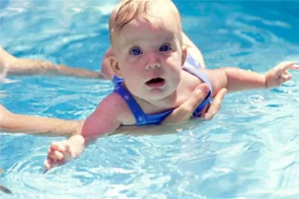 婴儿游泳馆加盟需要多钱？