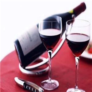 维洛特古堡葡萄酒加盟实例图片