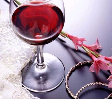 西曼诺古堡干红葡萄酒加盟图片