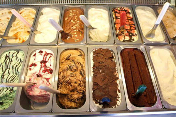 冰淇淋的种类多样