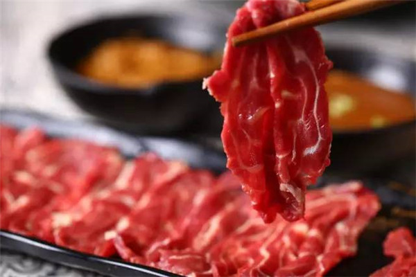 牛起牛肉火锅使用的食材品质新鲜