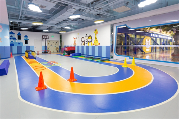 超能星球少儿运动馆加盟
