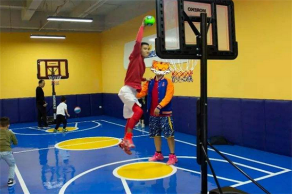 超能星球少儿运动馆加盟