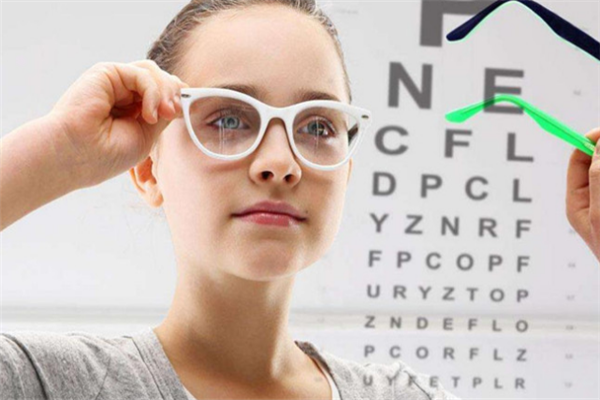目视康视力矫正加盟