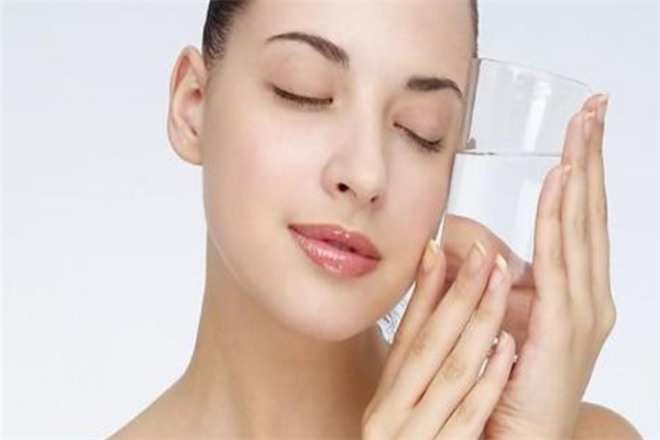 日式整骨小颜术加盟