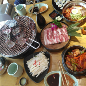 韩喜果木烤肉加盟图片