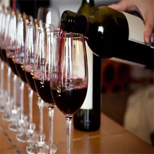 法国干红葡萄酒加盟图片
