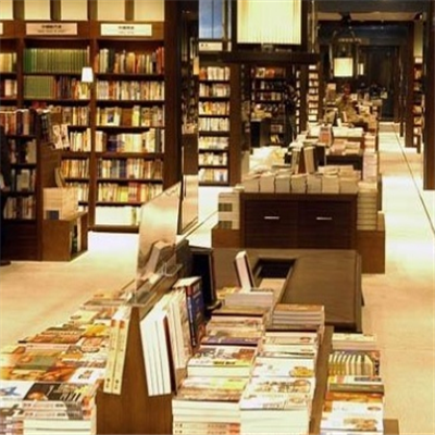 字里行间书店加盟案例图片
