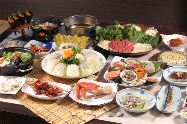 肉加韩国料理提供多种餐品销售