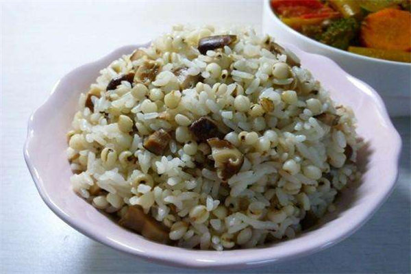 米饭快餐加盟