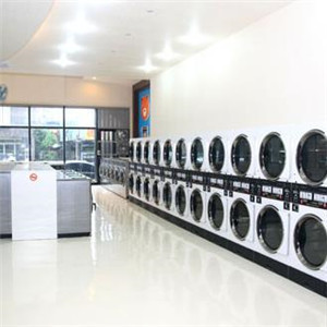 大型洗衣店加盟图片