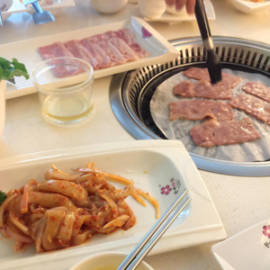 胡悦里韩式烤肉加盟图片