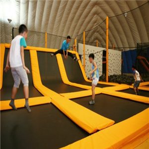  Indoor trampoline park