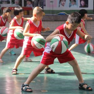 星康青幼儿篮球培训加盟图片