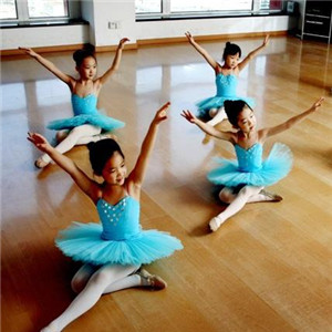 幼儿舞蹈培训机构加盟图片