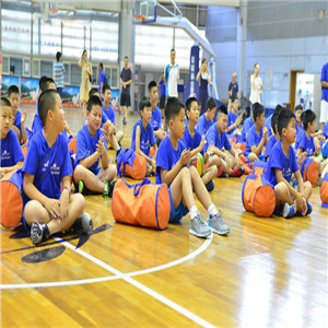 小球星club社区儿童篮球培训加盟图片