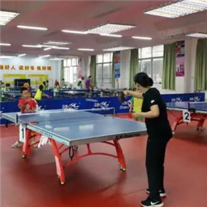 小健将乒乓球培训俱乐部加盟图片