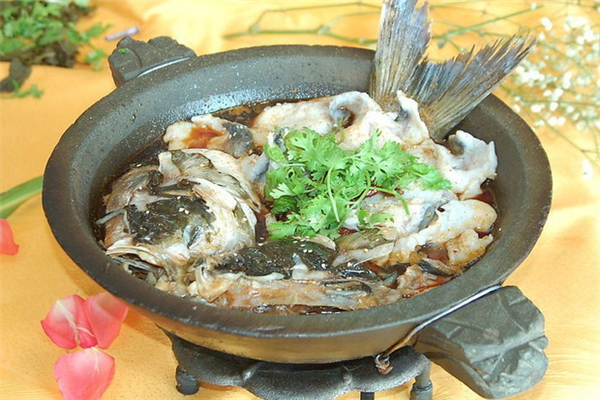 特色石锅鱼加盟