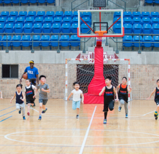 球将青少年篮球中心加盟实例图片
