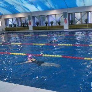 群胜健身游泳培训运动中心