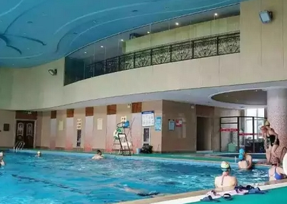 姜老师游泳培训加盟案例图片