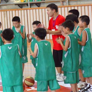 龙将青少年篮球培训中心加盟图片
