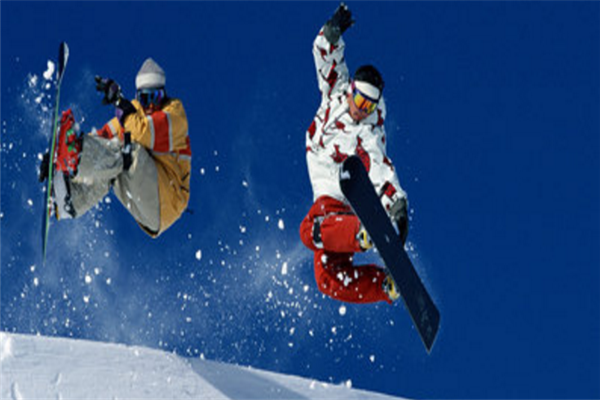 L HOUSE滑雪培训中心加盟