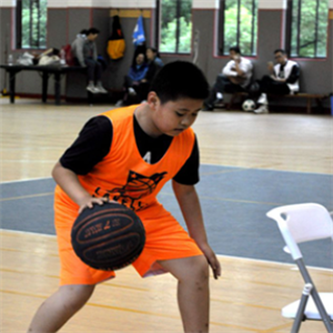 宏伟青少年篮球培训加盟