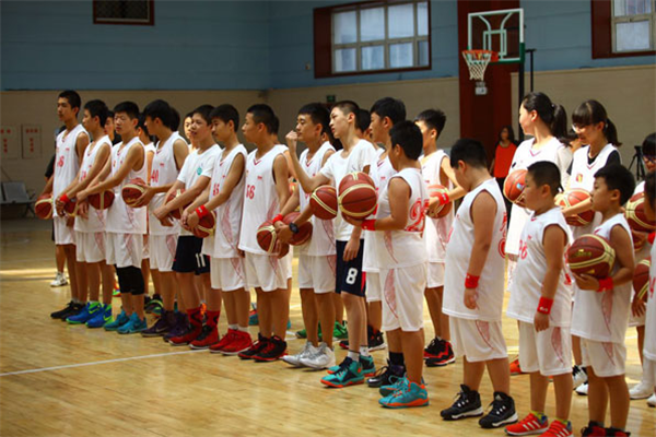 24步青少年篮球培训中心加盟