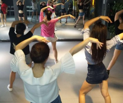 久东舞蹈加盟案例图片