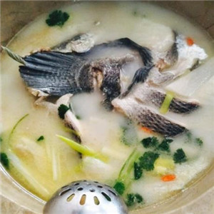 江川石锅鱼加盟实例图片