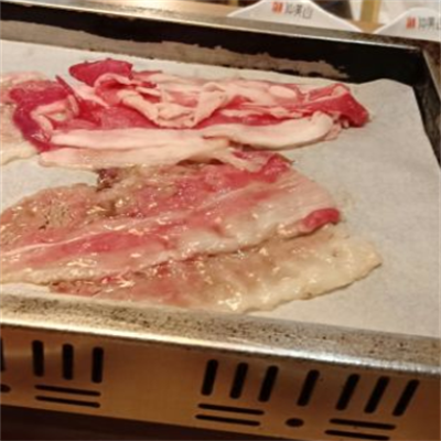 仲美山自助烤肉加盟实例图片