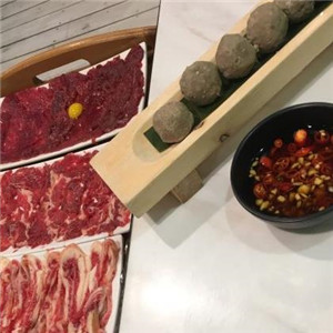 潮牛一号鲜牛肉火锅店面效果图