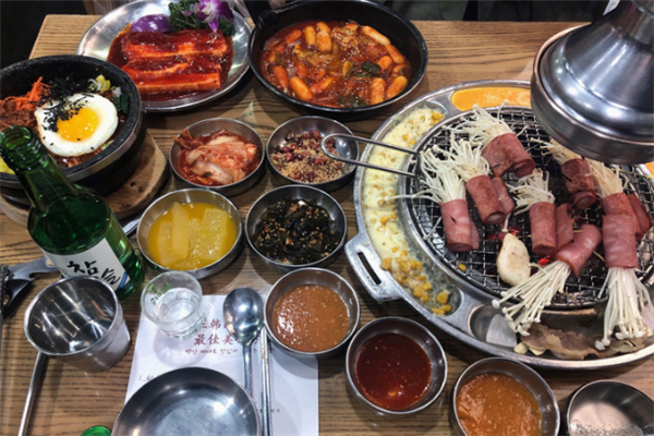 韩国传统烤肉加盟
