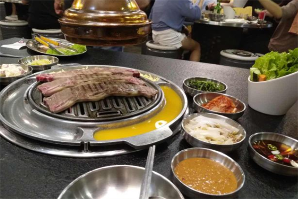 gogiya韩国传统烤肉加盟
