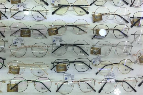 眼镜店连锁加盟