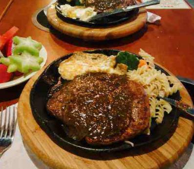 悦享来牛排自助火锅