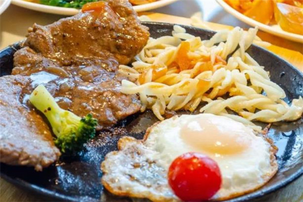 悦享来牛排自助火锅加盟