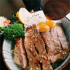 S兽日式烧肉饭加盟