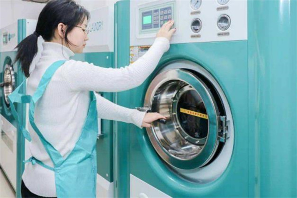 宏象国际洗衣加盟