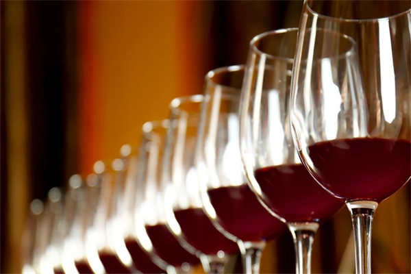法莱雅干红葡萄酒加盟