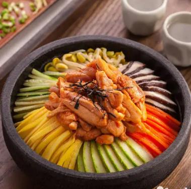 美食记韩国石锅拌饭加盟
