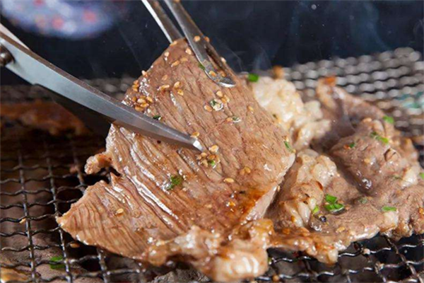 大尧肉坊量贩泥炉烤肉加盟