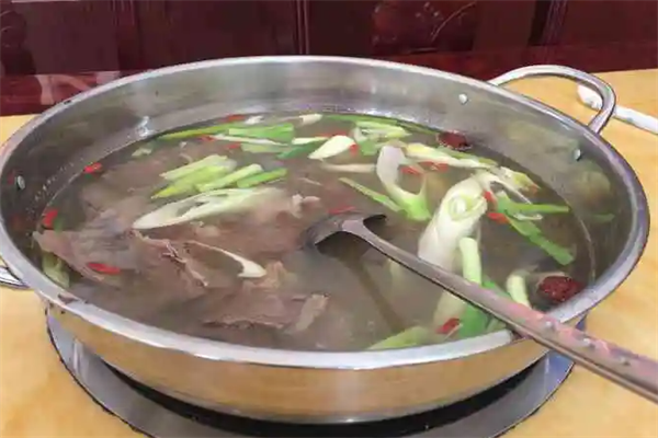 洪兴牛肉火锅加盟