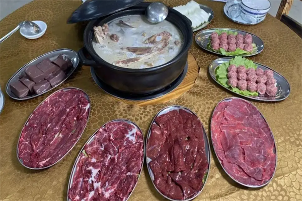 洪兴牛肉火锅加盟