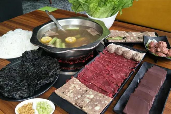 泰和潮汕牛肉火锅加盟