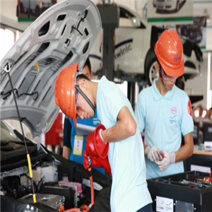  Feng Auto Maintenance sincerely invites to join