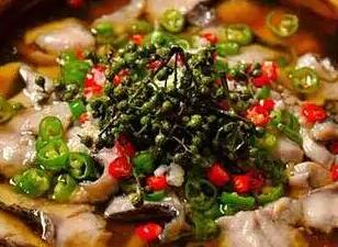 皇尚馋藤椒鱼鸡米饭